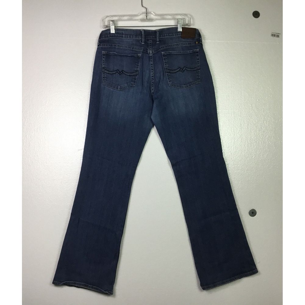 Lucky Brand Womens stretch Jeans Size 12/31 Sweet N Low Blue distressed flared